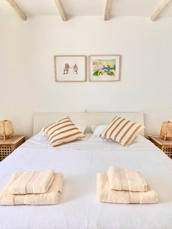 Posteľ alebo postele v izbe v ubytovaní Villa Ramona in Mykonos