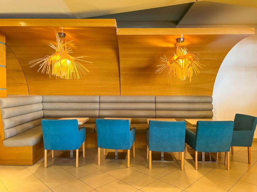 A seating area at Apartamentos Cordial Mogán Valle