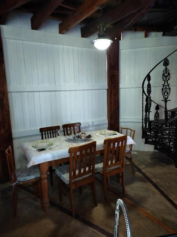 Yurt Tree, romântico e confortável, experiência unica