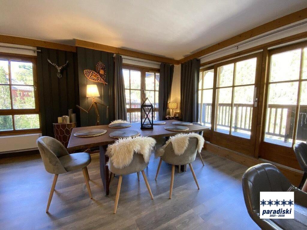Stylish ski-in ski-out 3 bed apartment, Arc 1950 - Three-Bedroom Apartment