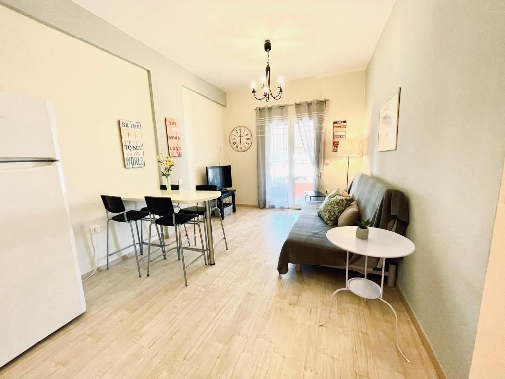 Posezení v ubytování Delta Apartment • next to the beach