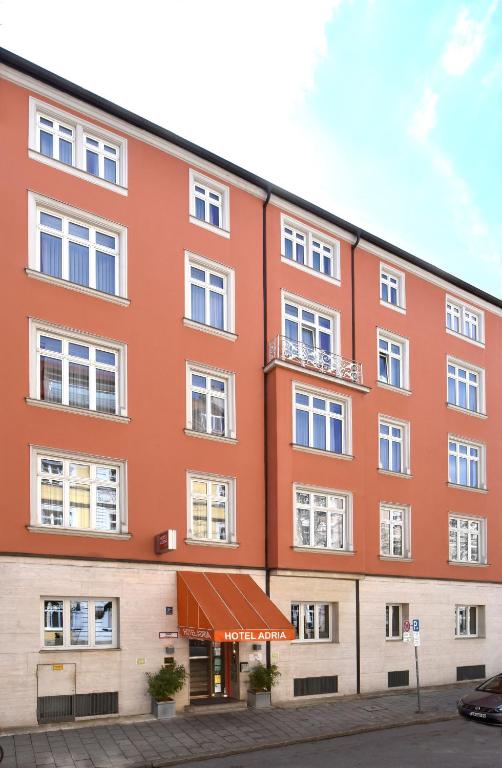 Hotel ADRIA München - Resim 8