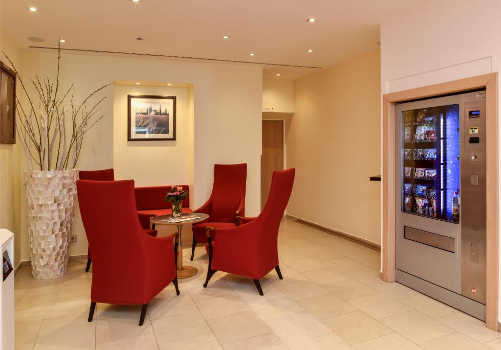 Hotel ADRIA München - Resim 11