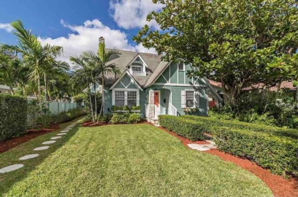 Holiday home Windsor House Historic Parrot Cove, Lake Worth, USA