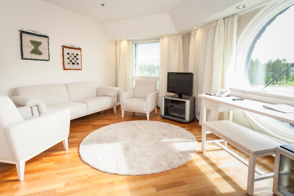 TV a/nebo společenská místnost v ubytování Hotel K5 Levi and K5 Villas