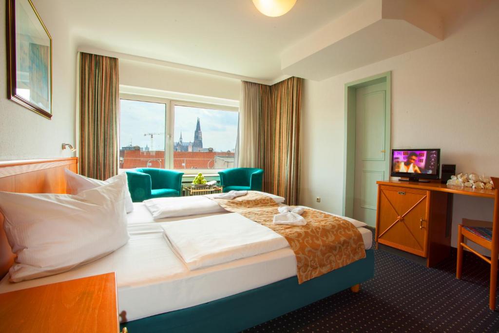 Hansadom Hotel Köln - Double Room