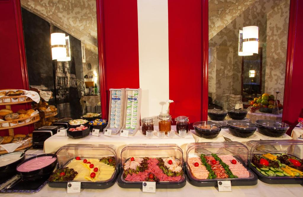 INA Hotel Royal - Resim 25