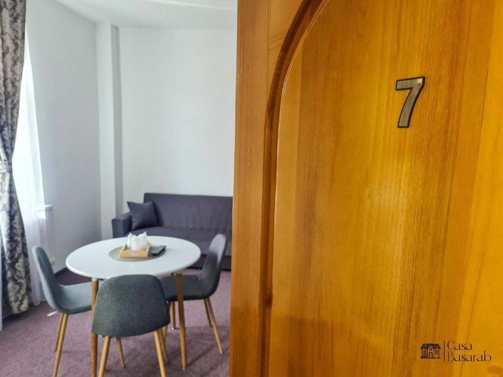 Fotografie z fotogalerie ubytování Casa Basarab v destinaci Călimăneşti
