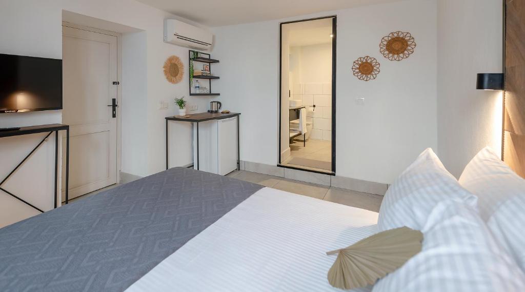 The Easy Rooms Terrace - 9