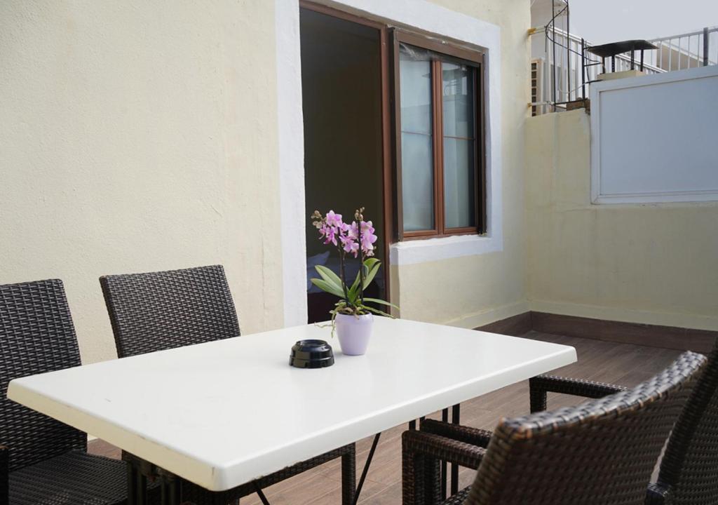 Posedenie v ubytovaní Das Hostal