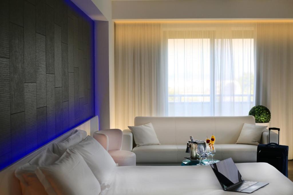 Posezení v ubytování A Point Porto Ercole Resort & Spa
