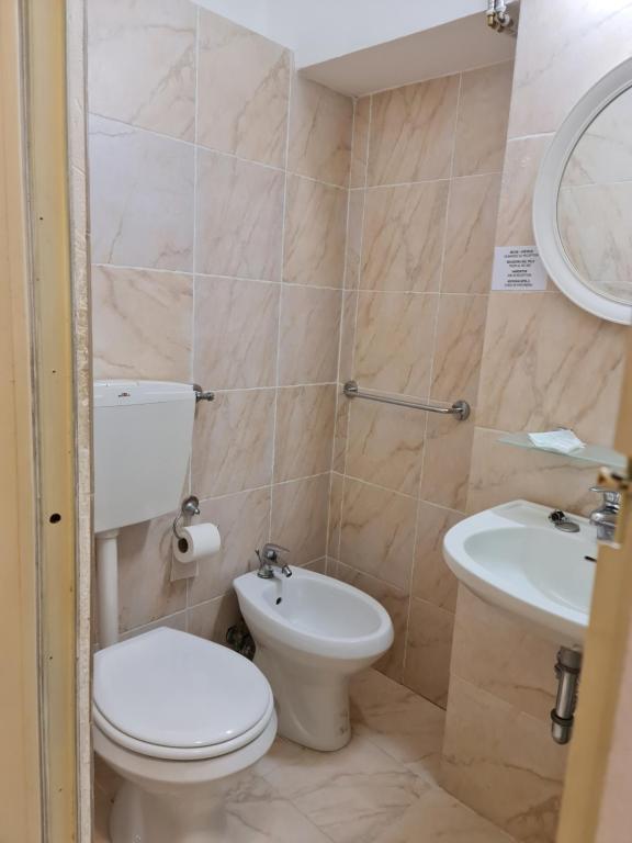 Koupelna v ubytování Hotel Genzianella
