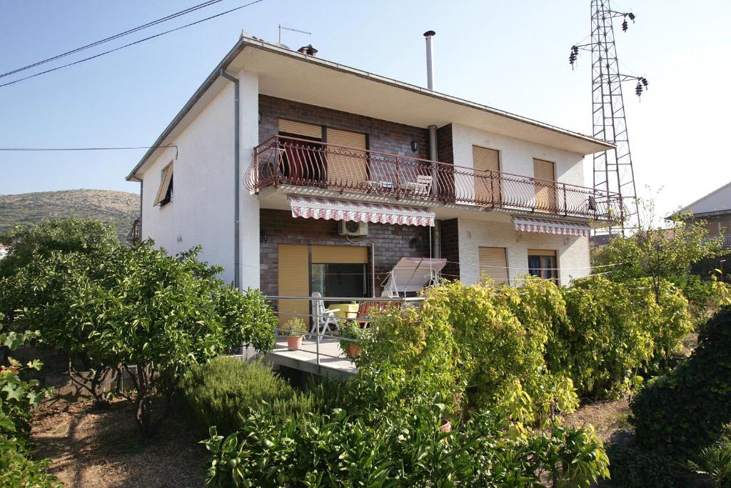 Budova, v ktorej sa apartmán nachádza