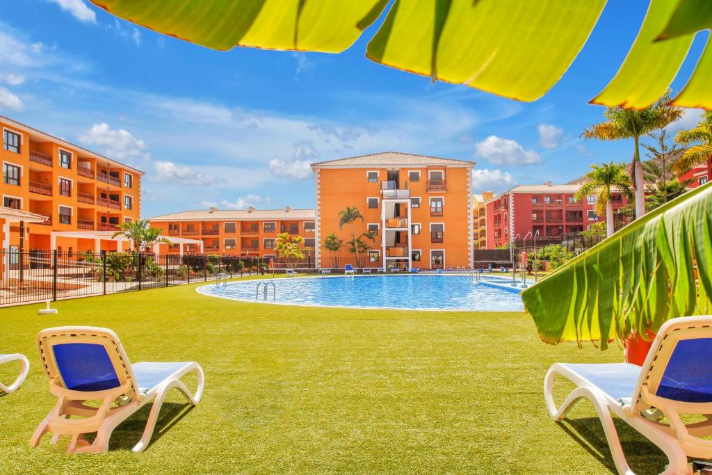 Fotografie z fotogalerie ubytování LOVELY MOCAN, Pool, Fast Wi-Fi, Padel Court v destinaci Palm-mar