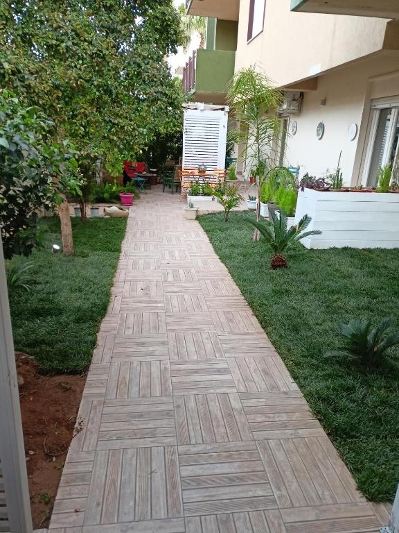 A garden outside Parnasus