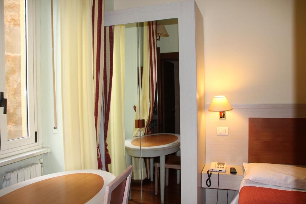 Gallery image of Hotel Rio in Milan