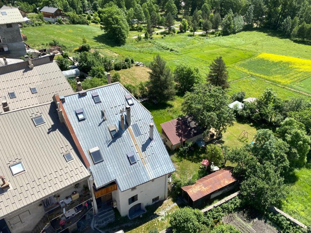 Appartement dans une maison de pays - Three-Bedroom Apartment