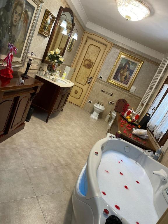 Łazienka w obiekcie Regina Suite