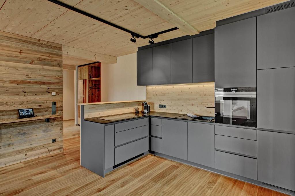 Eibele Chalets - Superior Chalet
