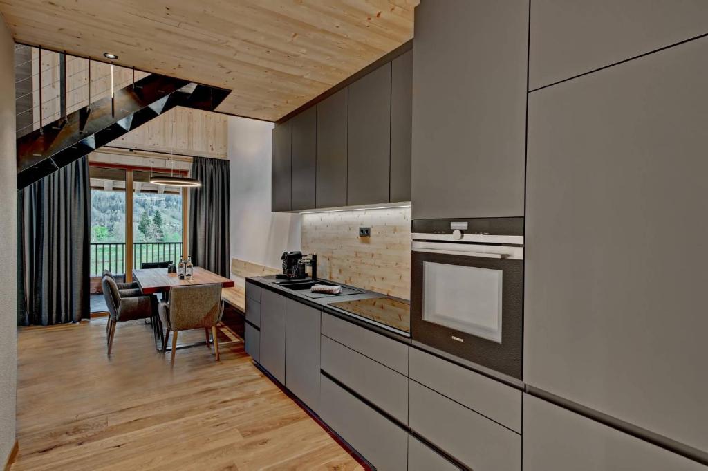 Eibele Chalets - Superior Chalet