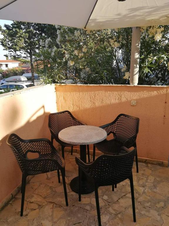 Balkón alebo terasa v ubytovaní Aurelia Apartments, Vir