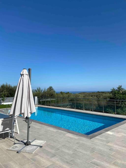 Villa Panorama Modi, with pool and stunning views - Villa