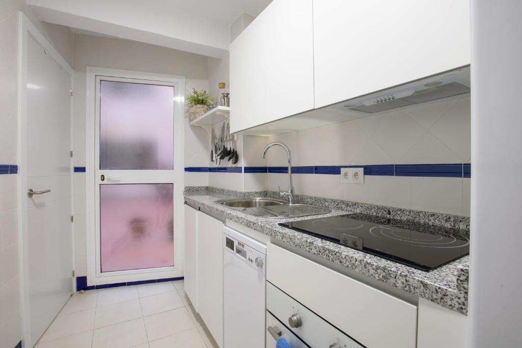 Almansa Malaga Center - 11