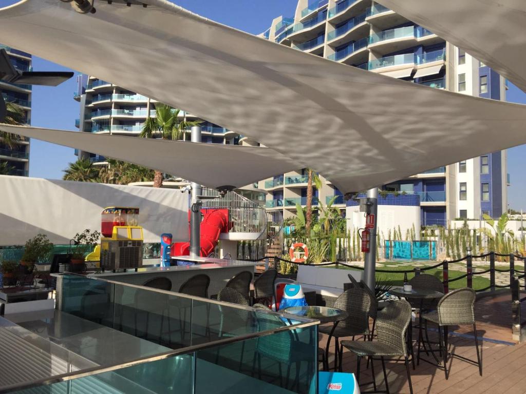 Zdjęcie z galerii obiektu Apartamento Sea Senses, Punta Prima w mieście Torrevieja