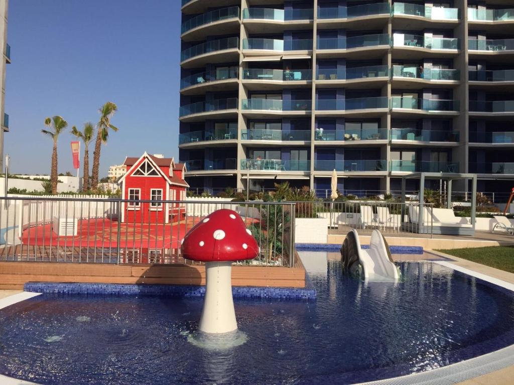 Basen w obiekcie Apartamento Sea Senses, Punta Prima lub w pobliżu