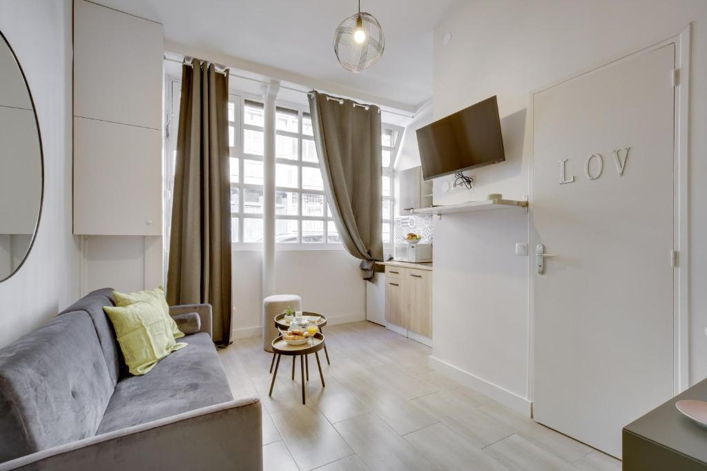 Bright Charming Modern Studio by Dreamy Canal St Martin 10eme Metro