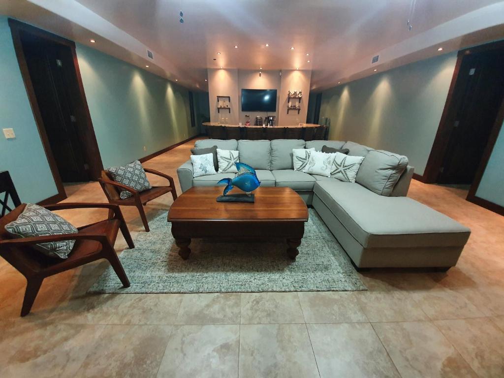 Posezení v ubytování Fishers Landing Boutique Hotel