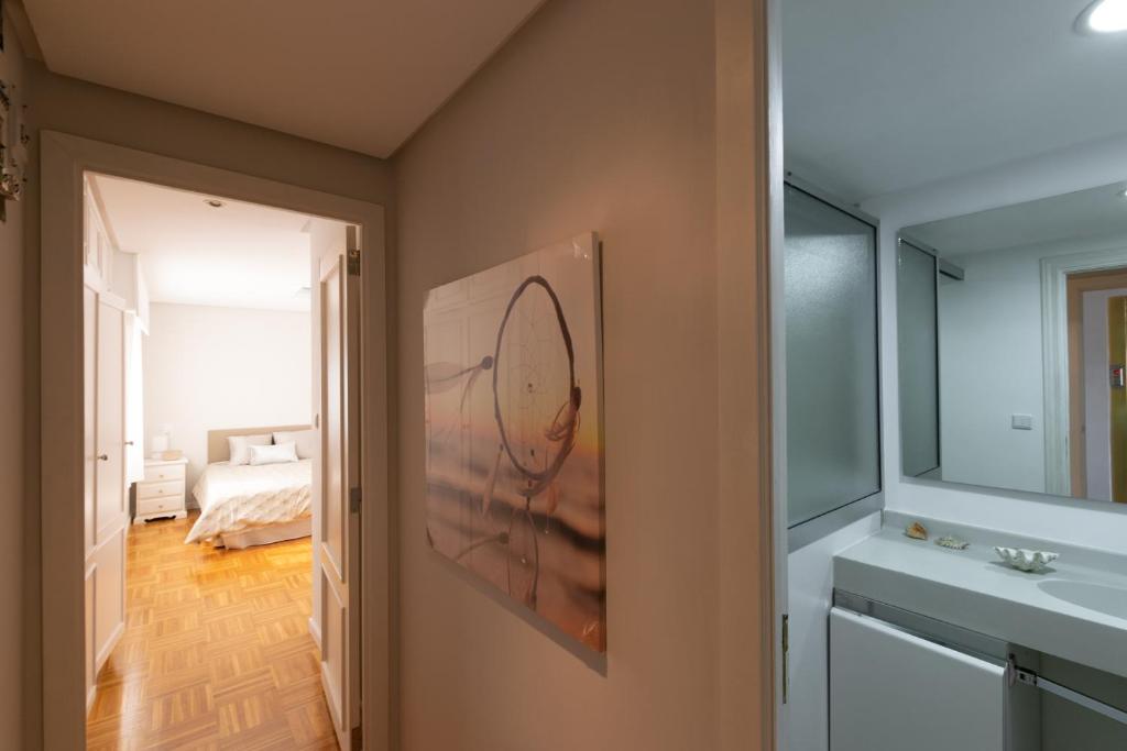 Light and bright apartment in central Valencia, Valencia ...
