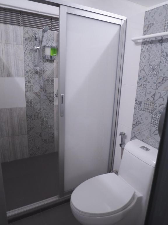 Koupelna v ubytování BaanSu Hostel
