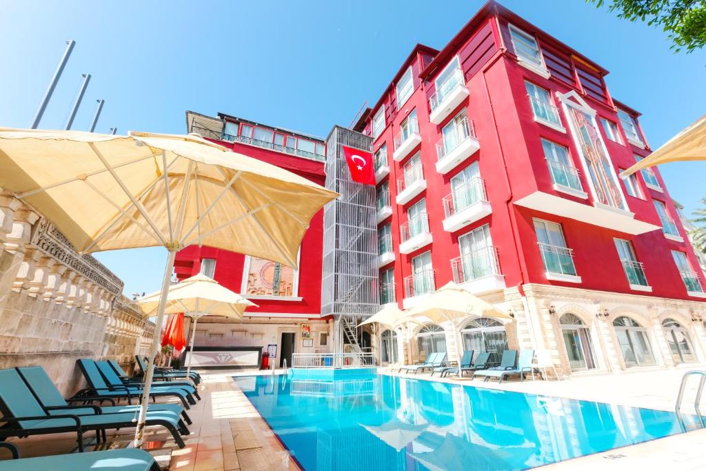 Bazén v ubytování Bilem Hotel Beach & Spa nebo v jeho okolí