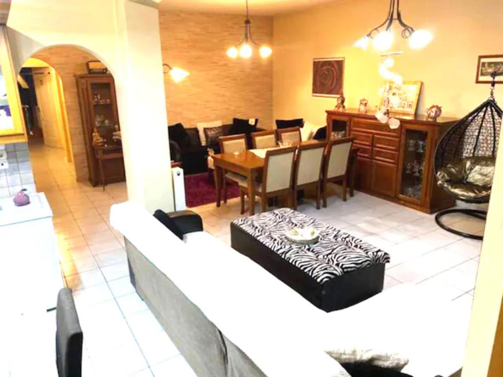 Posedenie v ubytovaní Apartment 4Y in Heraklion City