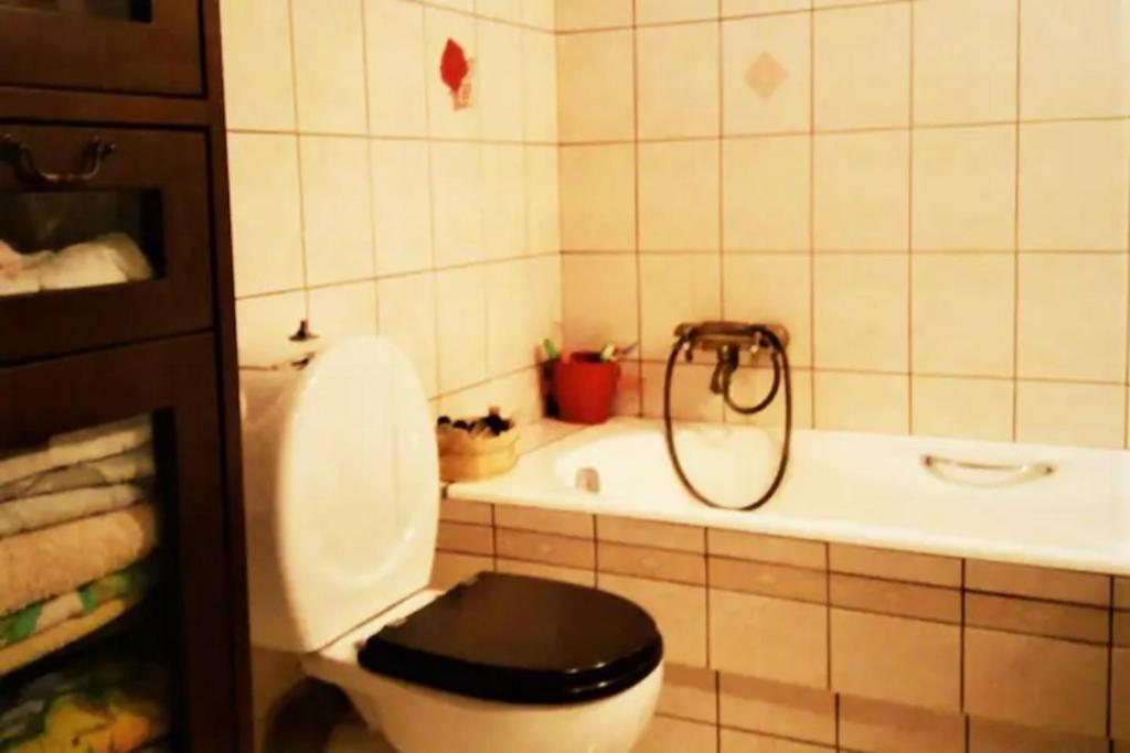 Kúpeľňa v ubytovaní Apartment 4Y in Heraklion City