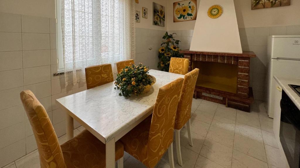 Casa del Minatore 2 a Gonnesa - Ampio appartamento panoramico