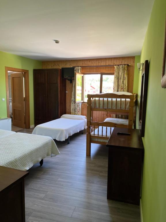 Hotel Villa Maria - Sala Familiar Con Balcón
