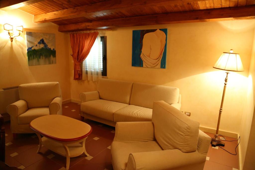 Posedenie v ubytovaní Agriturismo Monticelli