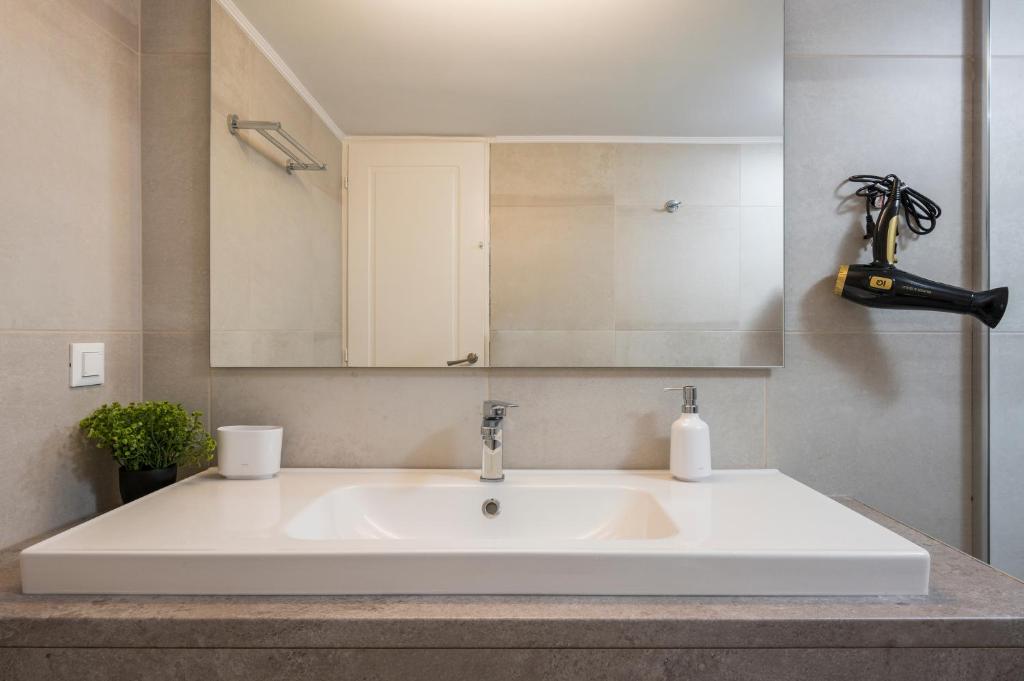 Urban Residences Chania - 3