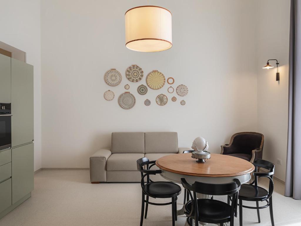 Living u HomeSuites - 9