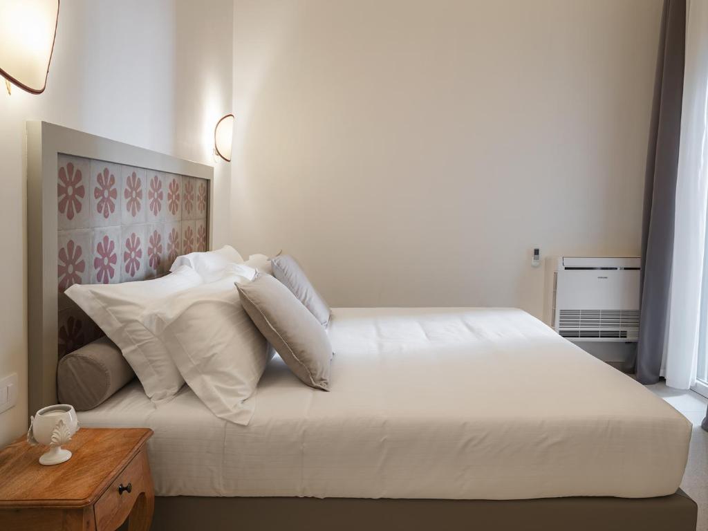 Living u HomeSuites - 12