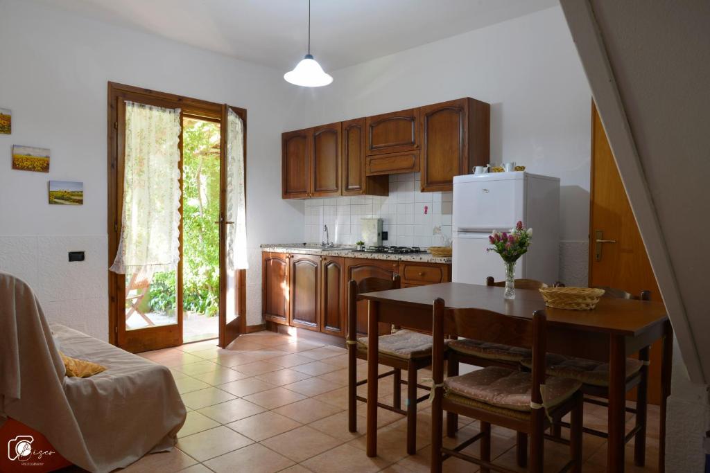 A kitchen or kitchenette at Casa Verde Country House