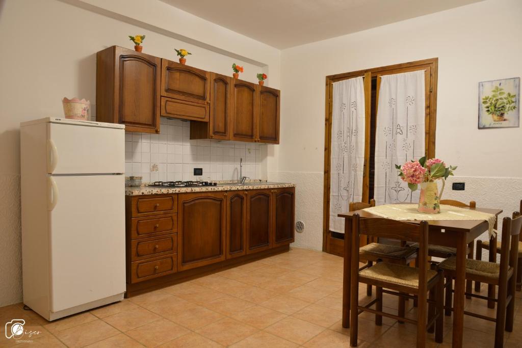 A kitchen or kitchenette at Casa Verde Country House