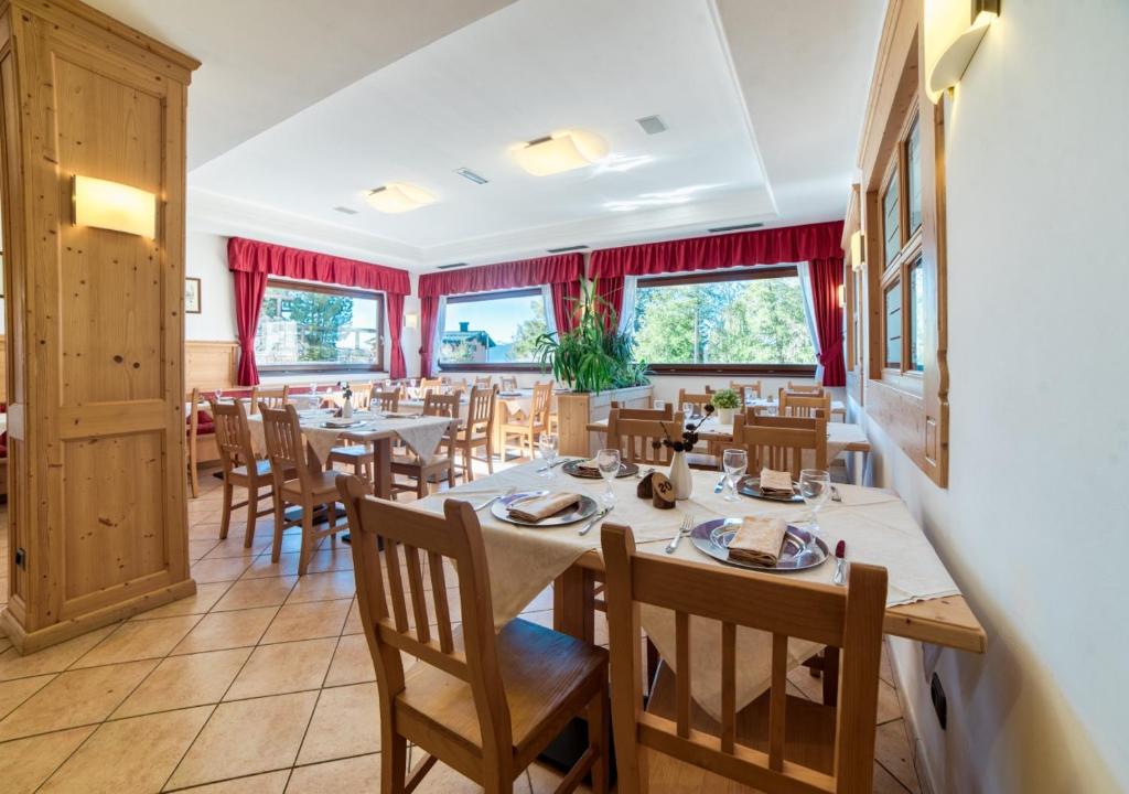 Posezení v ubytování Chalet Caminetto
