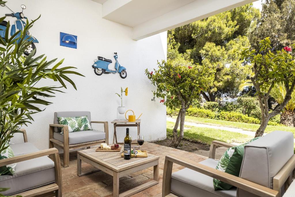 Κήπος έξω από το Vista Portuguesa by OCvillas