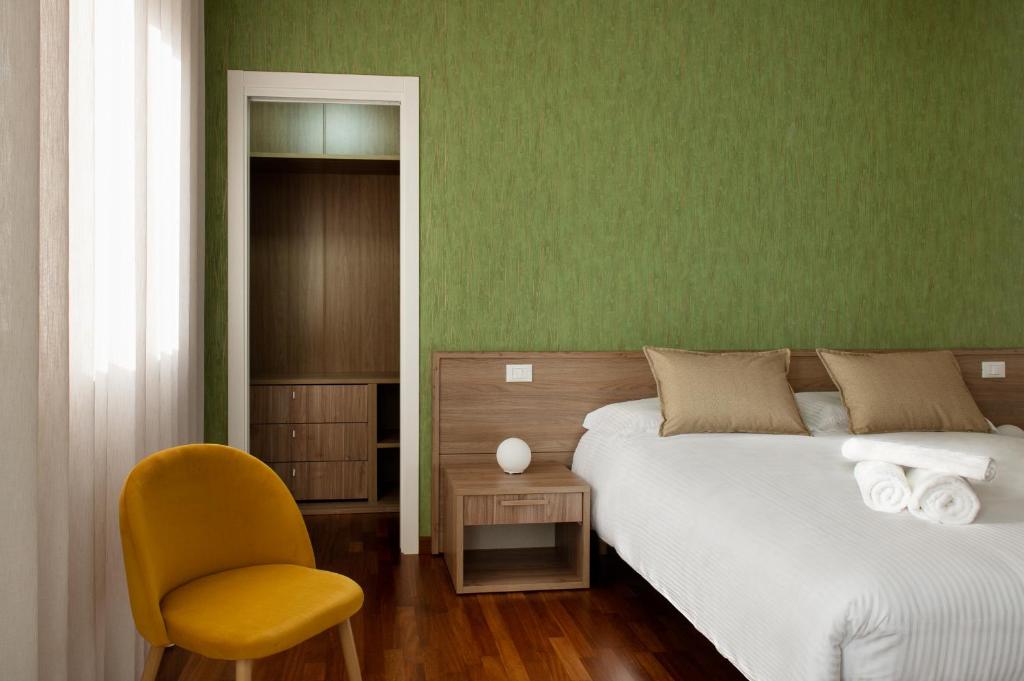 B&B Monna Lisa Rooms - Double Or Twin Room With Private Bathroom