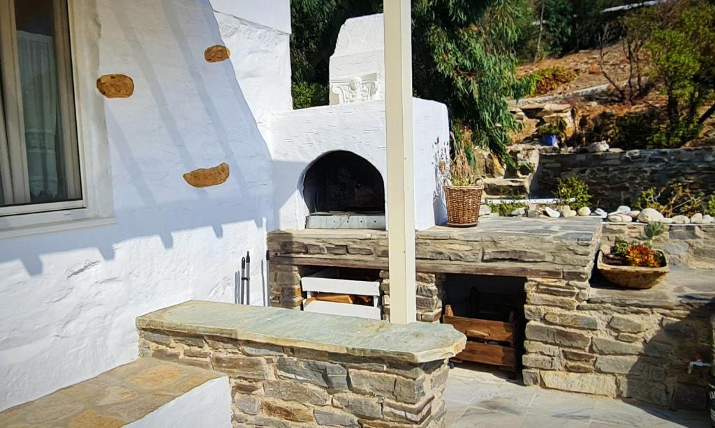 Fotografie z fotogalerie ubytování Romantic sunset cycladic house in Sotires v destinaci Episkopianá