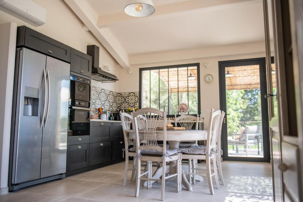 Bastide Toujours Dimanche, Maison de vacances avec vue & piscine chauffée photo