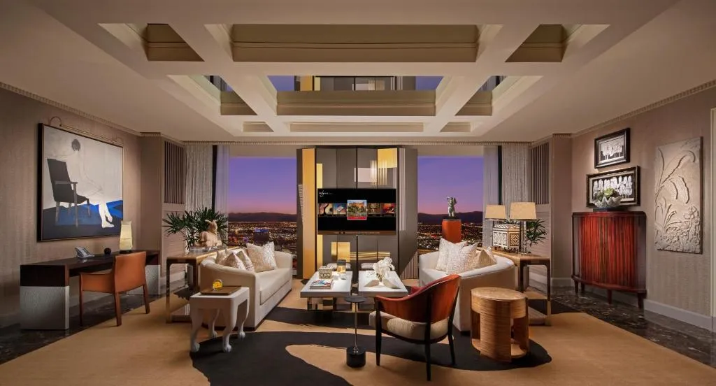Wynn Tower Suite Salon
